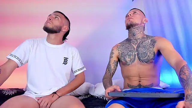 Snapshot of _Kevin_xxx chatting on February 2025 04:44:02 AM Kevin xxx online show from February 2025 04:44:02 AM