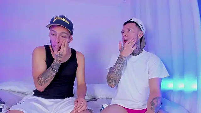 Snapshot of _Kevin_xxx chatting on September 2025 05:22:02 AM Kevin xxx online show from September 2025 05:22:02 AM