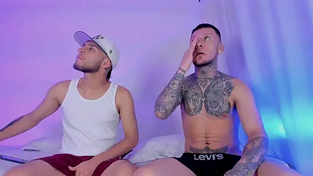 Snapshot of _Kevin_xxx chatting on October 2025 10:10:01 PM Kevin xxx online show from October 2025 10:10:01 PM