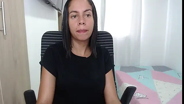 Valeria Santos  online show from May 2026 02:01:02 PM