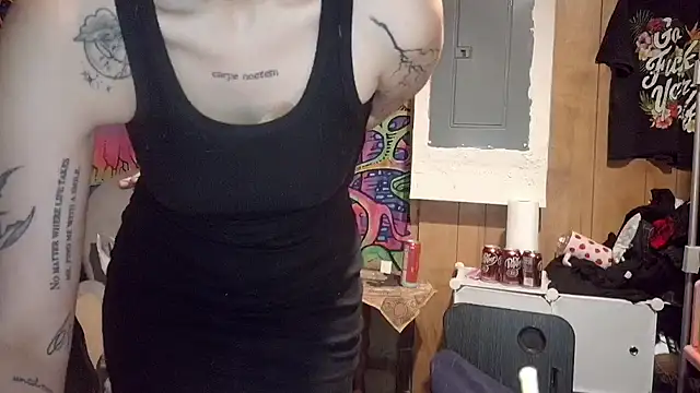 B4BYJINX online show from June 2026 11:18:01 PM