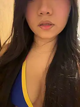 Snapshot of maria_lunag chatting on June 2026 03:23:02 AM maria lunag online show from June 2026 03:23:02 AM