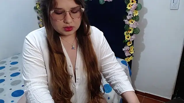Snapshot of mary_shucsika chatting on May 2026 03:04:02 AM mary shucsika online show from May 2026 03:04:02 AM