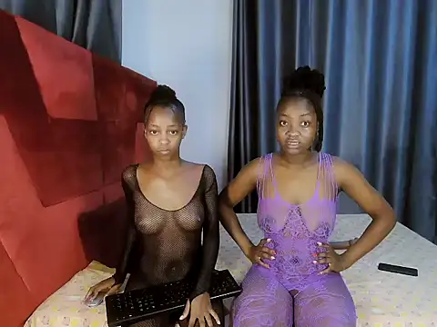 Snapshot of _baddiedoll_ chatting on July 2026 03:07:02 PM baddiedoll online show from July 2026 03:07:02 PM