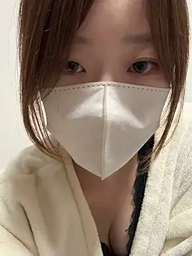 Snapshot of mei_room chatting on May 2026 03:42:02 PM mei room online show from May 2026 03:42:02 PM