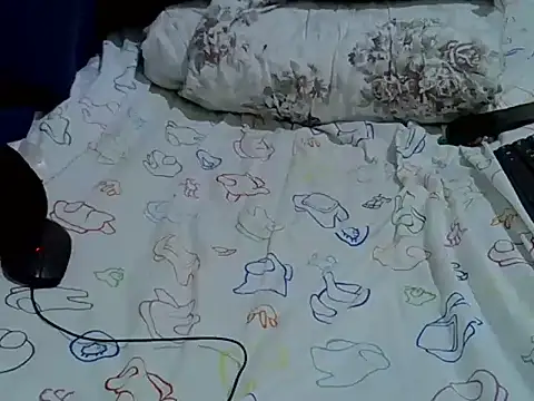 crazybeibe online show from June 2026 11:36:01 AM