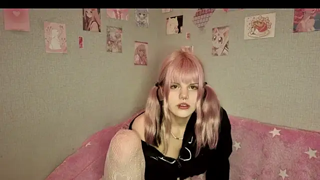 Snapshot of VelvetAlice chatting on June 2026 09:05:02 PM VelvetAlice online show from June 2026 09:05:02 PM