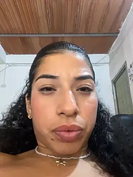 Snapshot of Miily_0 chatting on June 2026 05:12:01 AM Miily 0 online show from June 2026 05:12:01 AM
