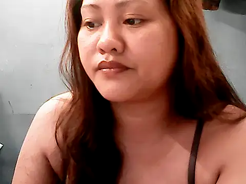 Snapshot of Irisshinn chatting on August 2026 07:18:01 AM Irisshinn online show from August 2026 07:18:01 AM