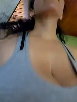 LUCI LOVE online show from December 2024 04:35:02 PM