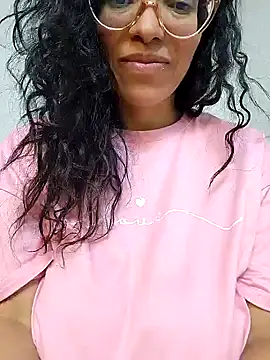 LUCI LOVE online show from January 2025 03:09:01 PM