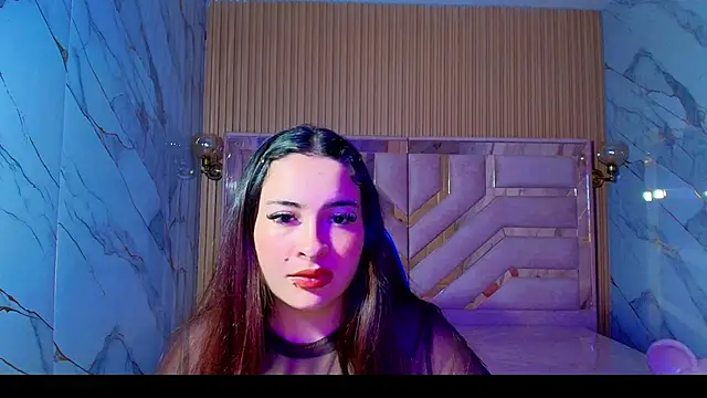 Kiara Moon r online show from July 2026 03:13:01 AM