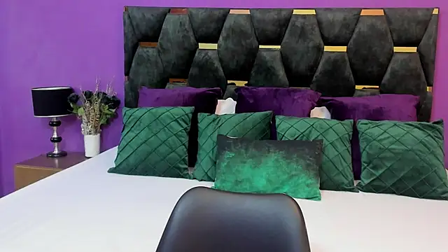 MaluJensen online show from July 2026 12:33:01 PM