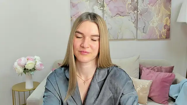 RoxyReignn online show from June 2026 02:53:01 AM
