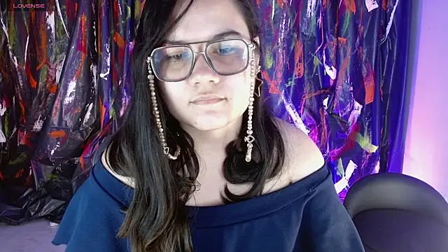 Snapshot of Miss__cherry_ chatting on May 2026 01:19:01 PM Miss cherry online show from May 2026 01:19:01 PM