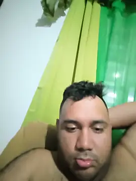 Snapshot of Alejandrojk16 chatting on June 2026 10:02:01 PM Alejandrojk16 online show from June 2026 10:02:01 PM