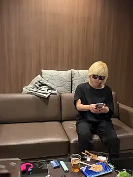 Snapshot of Sizuka_and_Nobita chatting on July 2026 12:56:01 PM Sizuka and Nobita online show from July 2026 12:56:01 PM