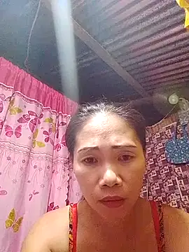 hotmom lyn online show from May 2026 02:35:02 PM