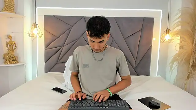 Snapshot of LiamBlake_ chatting on June 2026 05:23:01 AM LiamBlake online show from June 2026 05:23:01 AM