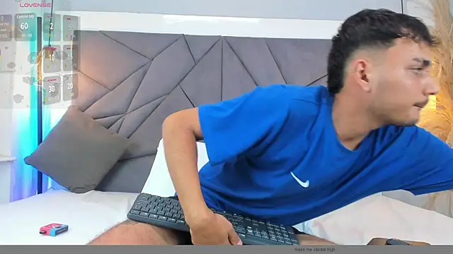 Snapshot of LiamBlake_ chatting on July 2026 06:22:01 PM LiamBlake online show from July 2026 06:22:01 PM