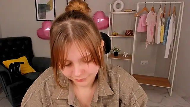 Snapshot of Jessica_West_ chatting on June 2026 01:35:01 PM Jessica West online show from June 2026 01:35:01 PM