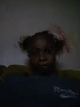 BeltedIllusion online show from May 2026 08:06:01 PM