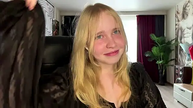Snapshot of AnnyRocky chatting on May 2026 11:51:01 AM AnnyRocky online show from May 2026 11:51:01 AM