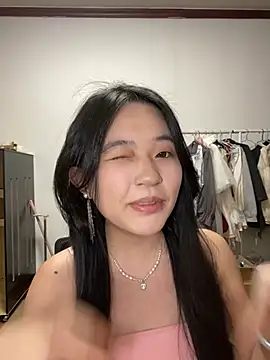 Snapshot of summer-a chatting on May 2026 08:00:01 AM summer-a online show from May 2026 08:00:01 AM