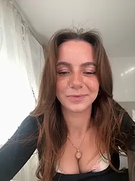 Snapshot of Cherry-Bean chatting on June 2026 05:24:02 PM Cherry-Bean online show from June 2026 05:24:02 PM