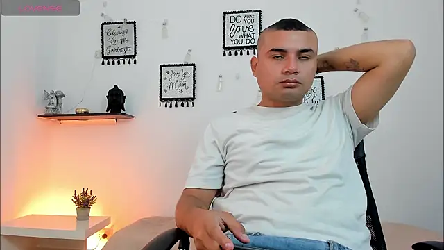 DamianBlazze online show from May 2026 01:08:01 PM