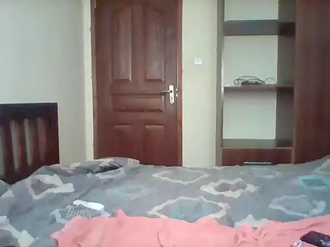 Earlbabe online show from May 2026 07:49:02 AM