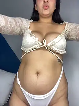 Gaby  Fosterr online show from May 2026 09:01:02 PM