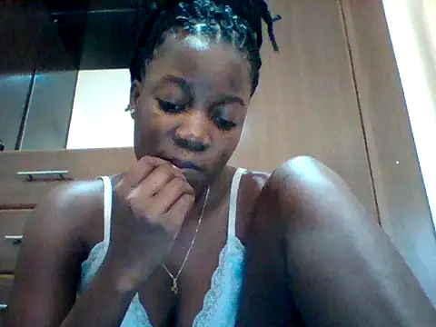 Snapshot of zainaxxxxx chatting on June 2026 10:26:01 AM zainaxxxxx online show from June 2026 10:26:01 AM