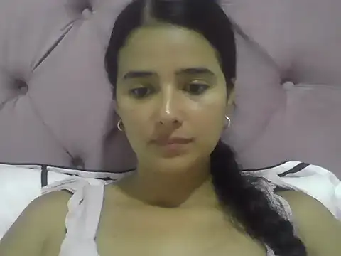 micaelamoreno18 online show from May 2026 02:20:02 AM