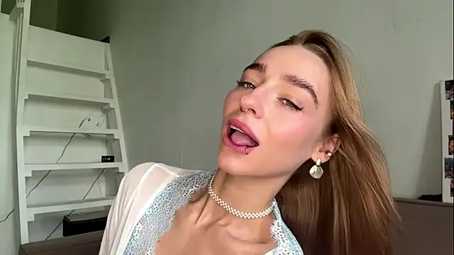 Snapshot of amilia-sexygirl chatting on June 2026 12:15:02 AM amilia-sexygirl online show from June 2026 12:15:02 AM