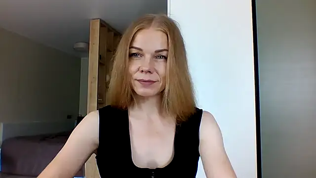 Snapshot of Tina5394 chatting on July 2026 06:04:02 AM Tina5394 online show from July 2026 06:04:02 AM