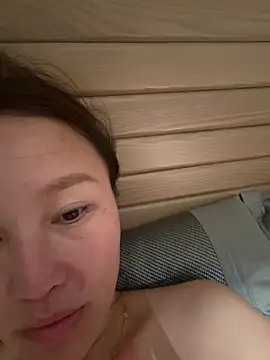 JulyLotus online show from May 2026 04:05:02 PM