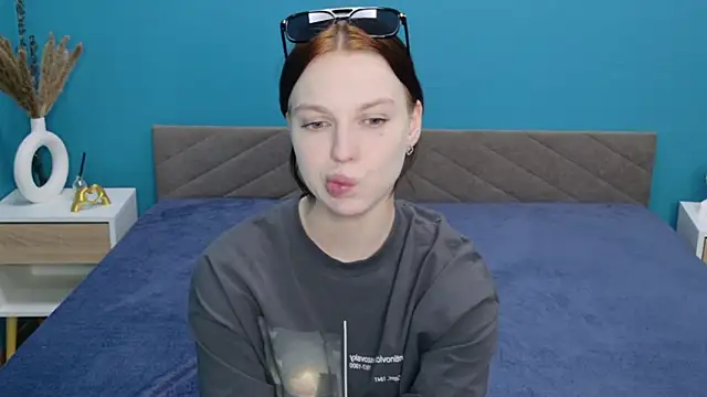 Snapshot of Nora_Finch chatting on June 2026 10:14:02 AM Nora Finch online show from June 2026 10:14:02 AM
