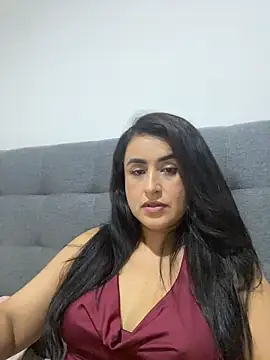 MADAMELUNAXXX online show from June 2026 01:36:02 AM