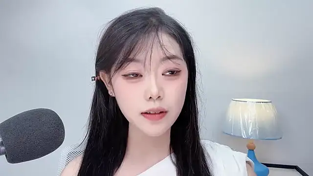 smalldaiwang online show from June 2026 12:22:01 PM