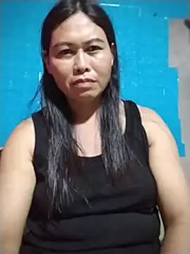 Snapshot of -Hatybi- chatting on July 2026 01:02:01 PM -Hatybi- online show from July 2026 01:02:01 PM