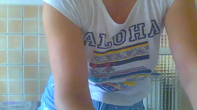 Snapshot of Alaska-perla chatting on June 2026 05:19:01 PM Alaska-perla online show from June 2026 05:19:01 PM