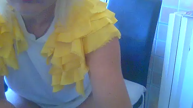 Snapshot of Alaska-perla chatting on June 2026 03:53:01 PM Alaska-perla online show from June 2026 03:53:01 PM