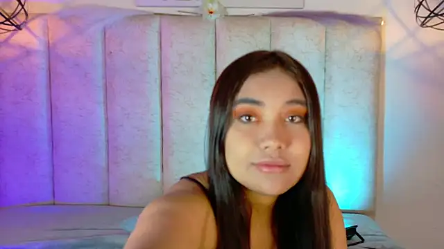 isabellelane cs online show from July 2026 01:15:02 PM