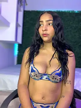 Snapshot of KissyIsabella_ chatting on June 2026 12:37:01 PM KissyIsabella online show from June 2026 12:37:01 PM