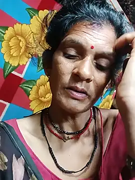 Snapshot of Cut_umang74 chatting on July 2026 11:18:02 PM Cut umang74 online show from July 2026 11:18:02 PM