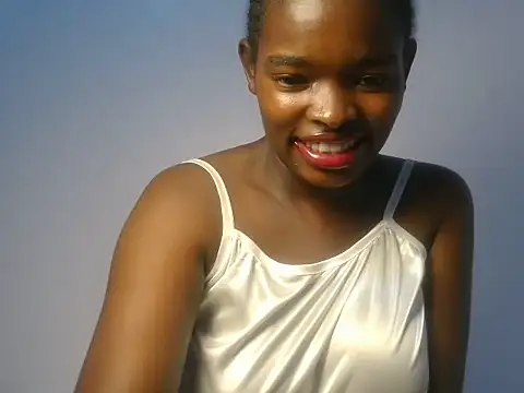 Snapshot of Emmerline_ chatting on July 2026 08:55:01 PM Emmerline online show from July 2026 08:55:01 PM