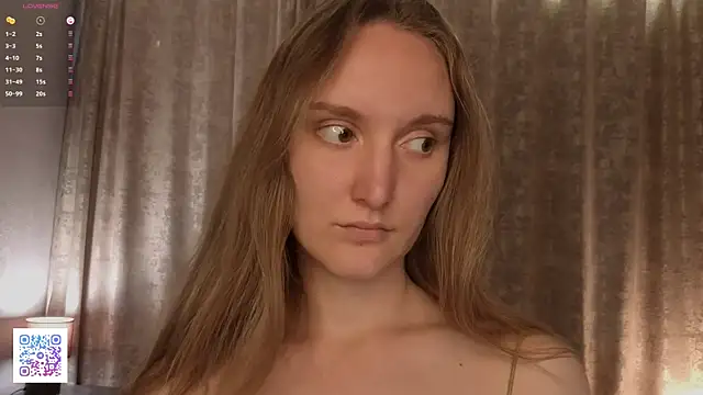 Snapshot of JenevaLitalien chatting on July 2026 03:36:02 PM JenevaLitalien online show from July 2026 03:36:02 PM