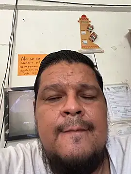 Snapshot of fercho25rv chatting on May 2026 09:57:01 PM fercho25rv online show from May 2026 09:57:01 PM