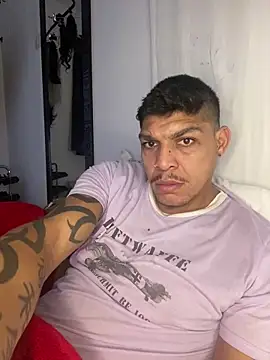 Snapshot of Tatuadomoreno23cm chatting on June 2026 10:51:02 AM Tatuadomoreno23cm online show from June 2026 10:51:02 AM